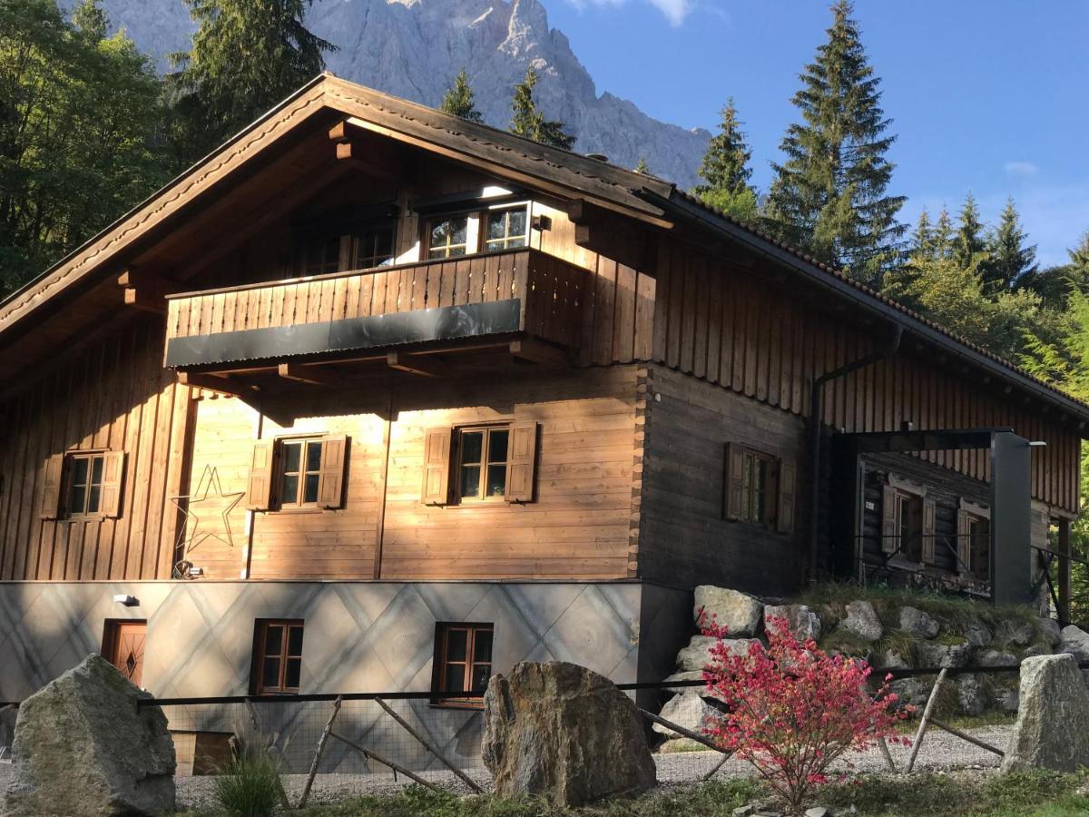 Chalet S - 5 Sterne Luxus Ferienhaus Direkt Am Eibsee Und Zugspitze Грайнау Екстер'єр фото